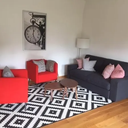 Lägenhet Wunderschoene Jugendstil-wohnung